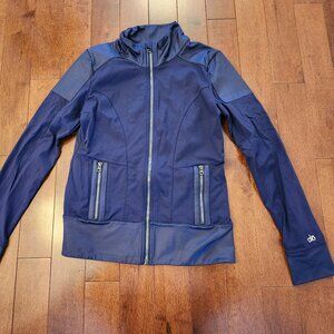 ALO women's long sleeve full zip jacket in size medium